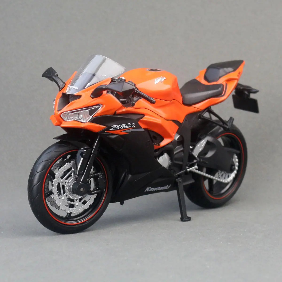 Kawasaki Ninja ZX-6R – 1:12