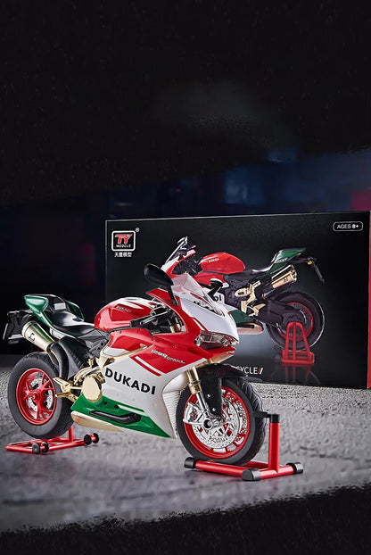 Key-Start 1:9 1199 Panigale Alloy Sportbike – Interactive Diecast Model with Sound, Light & Spray