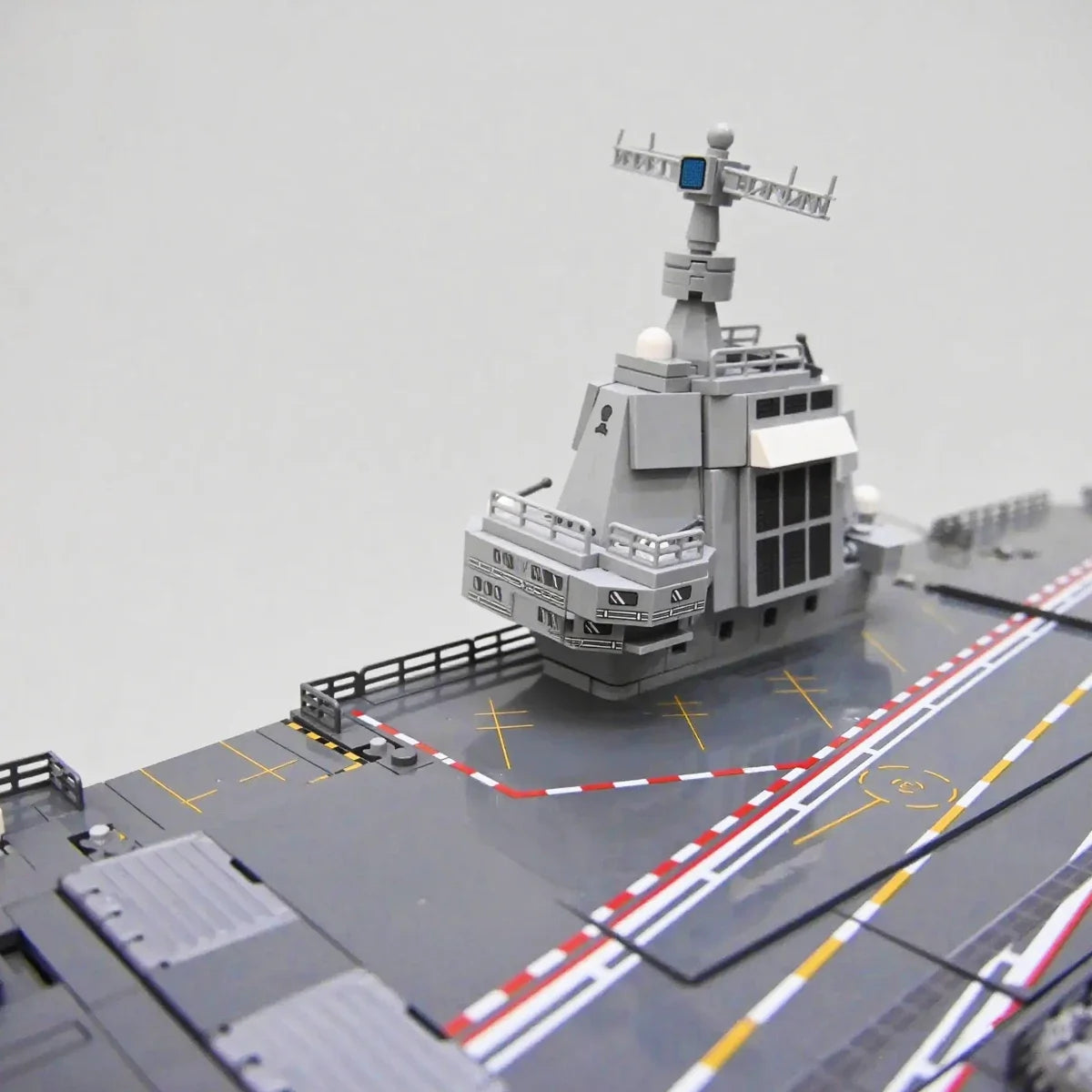 Fujian Aircraft Carrier MOC 208137 – 3049-Piece Elite Naval Building Block Set