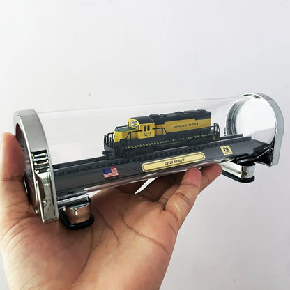 N-Scale Medieval Vintage Steam Train – Diecast Metal Model with Display Tracks & Dust Cover